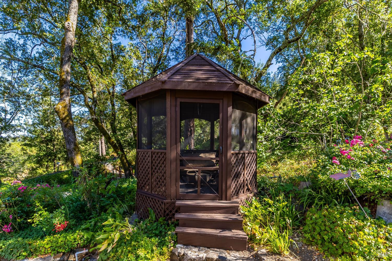 Detail Gallery Image 37 of 51 For 2080 Mount Veeder Rd, Napa,  CA 94558 - 3 Beds | 2 Baths
