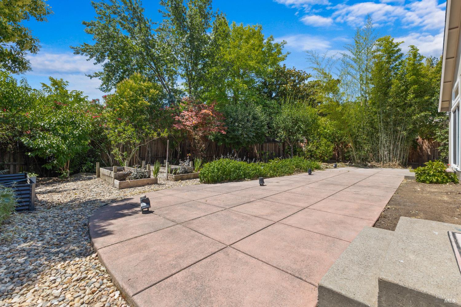 Detail Gallery Image 24 of 31 For 15401 Thomas St, Glen Ellen,  CA 95442 - 3 Beds | 2 Baths