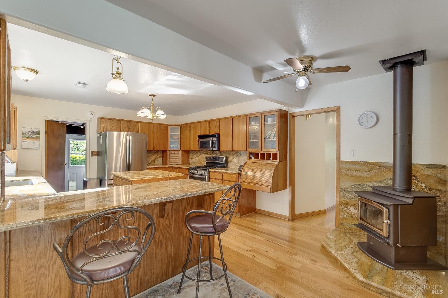 Detail Gallery Image 14 of 51 For 2080 Mount Veeder Rd, Napa,  CA 94558 - 3 Beds | 2 Baths