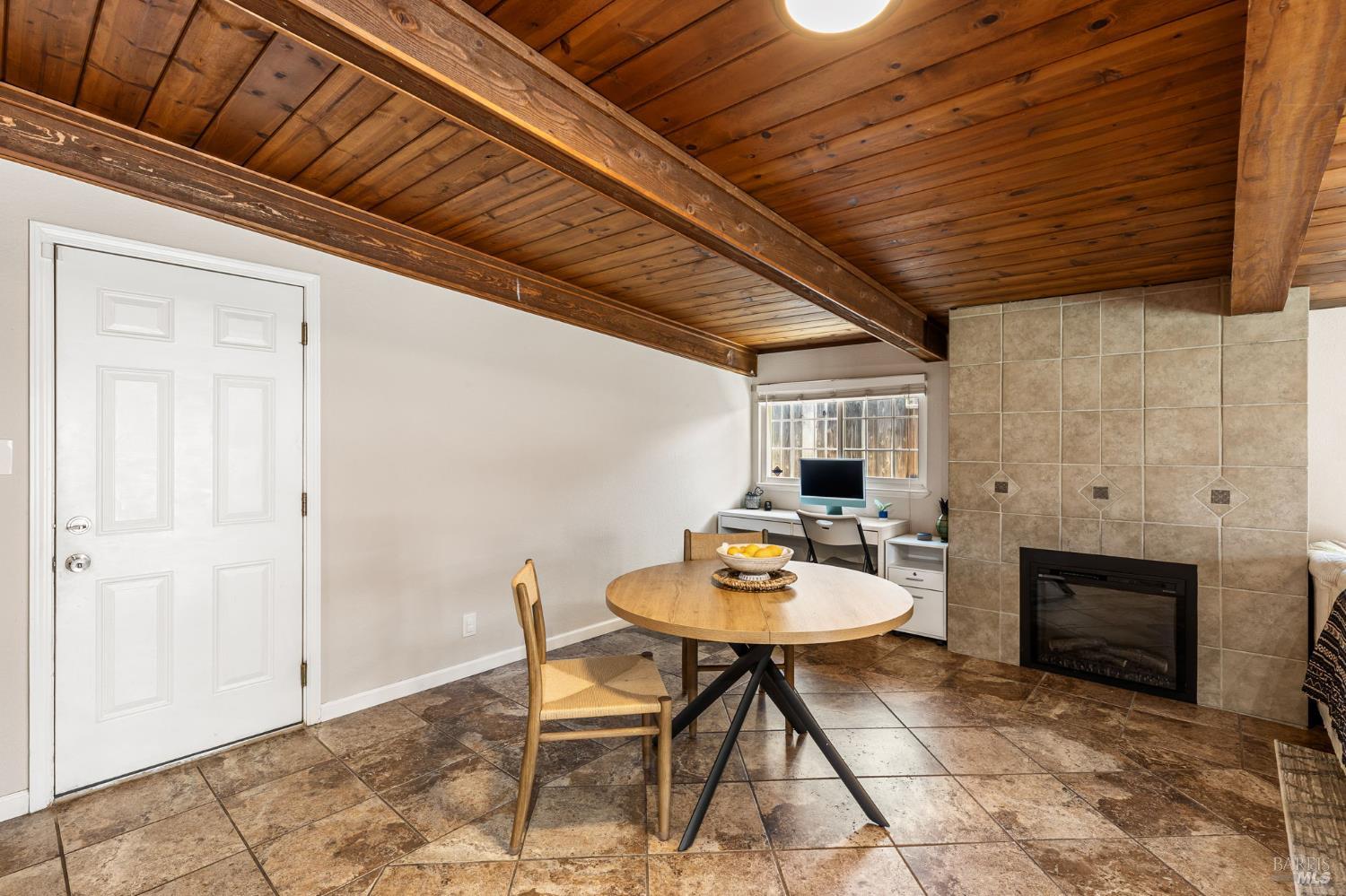 Detail Gallery Image 24 of 33 For 206 Arbor St, Vacaville,  CA 95688 - 2 Beds | 2 Baths