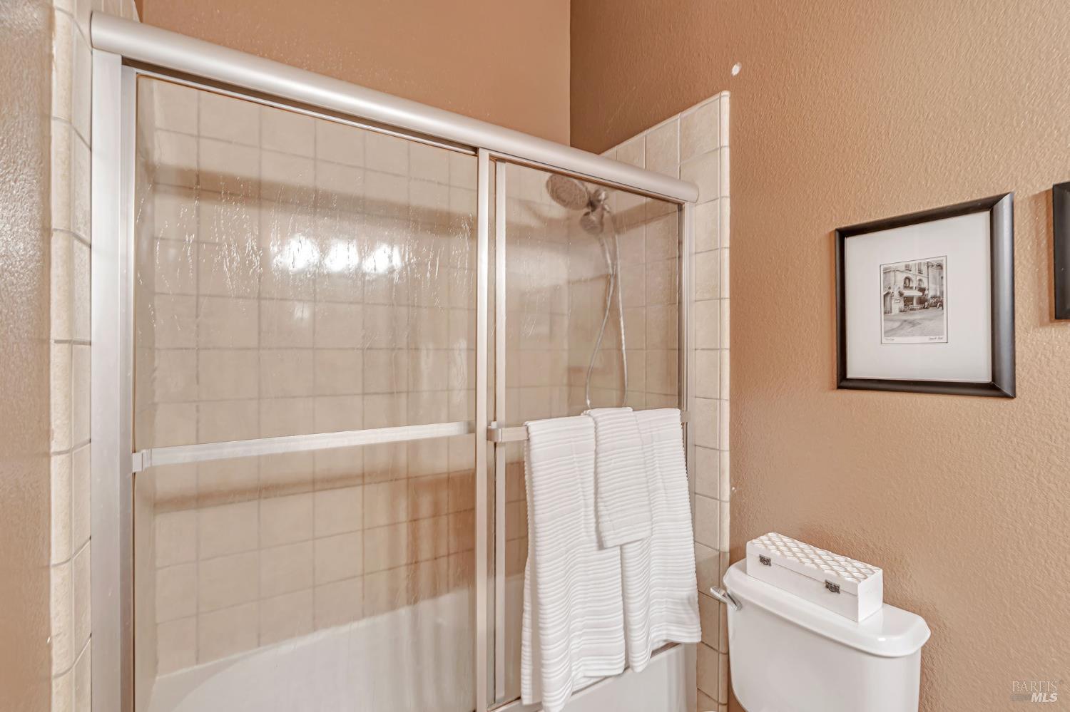 Detail Gallery Image 25 of 46 For 8149 Luisa Way, Windsor,  CA 95492 - 3 Beds | 2 Baths