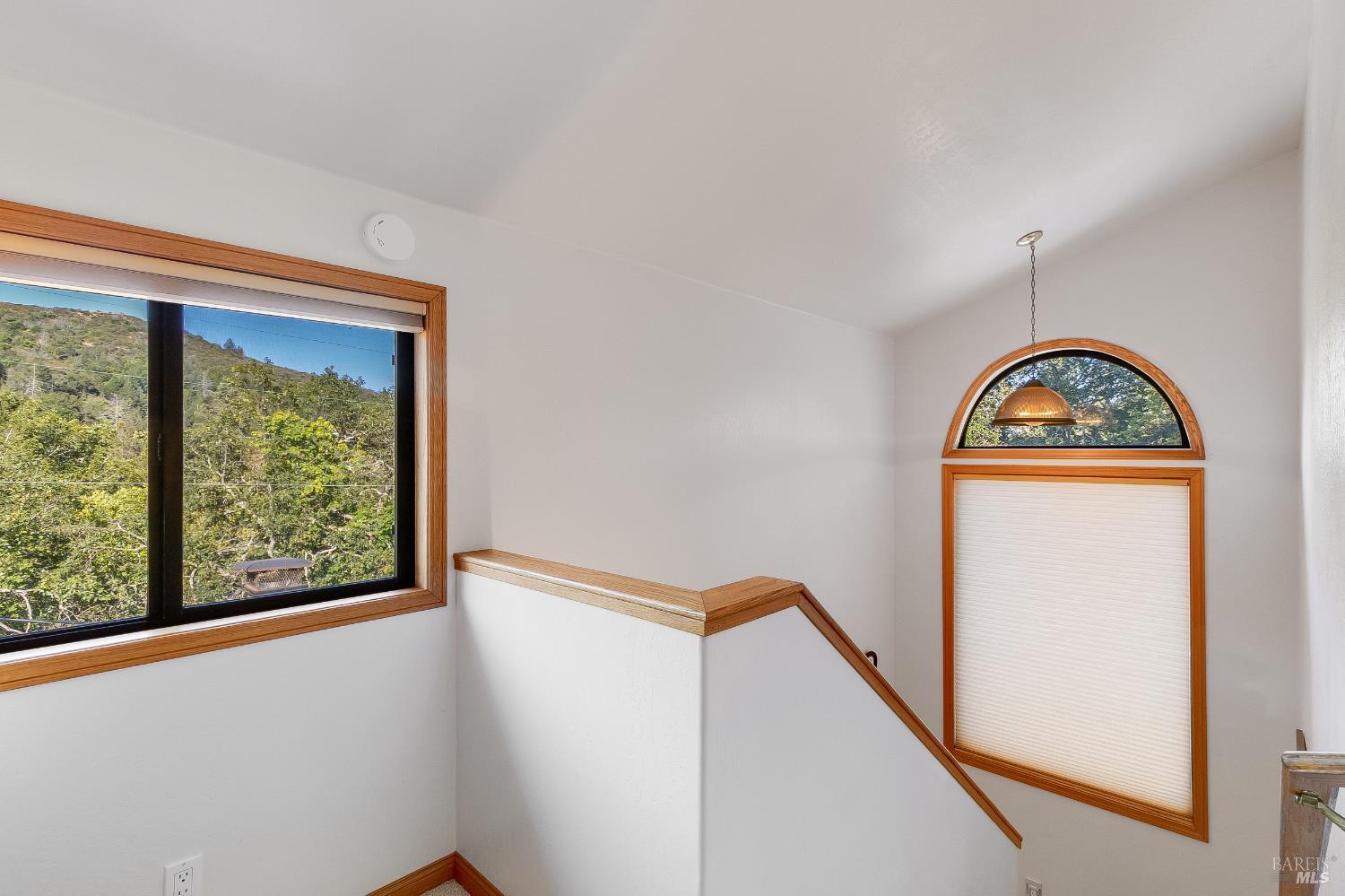 Detail Gallery Image 8 of 51 For 2080 Mount Veeder Rd, Napa,  CA 94558 - 3 Beds | 2 Baths