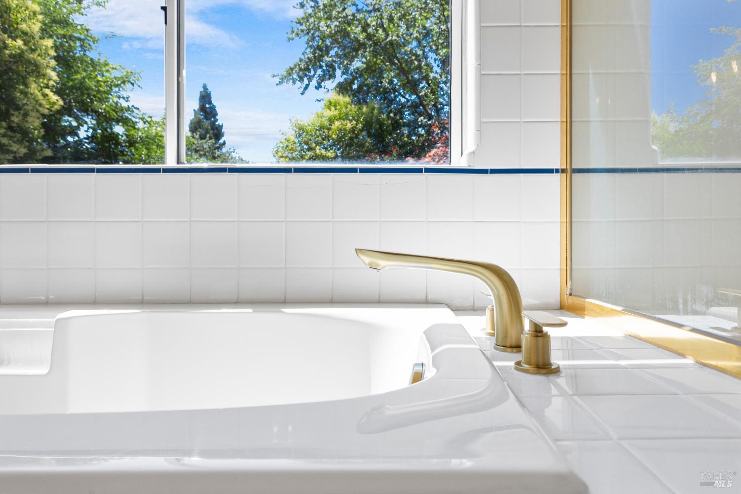 Detail Gallery Image 20 of 31 For 15401 Thomas St, Glen Ellen,  CA 95442 - 3 Beds | 2 Baths