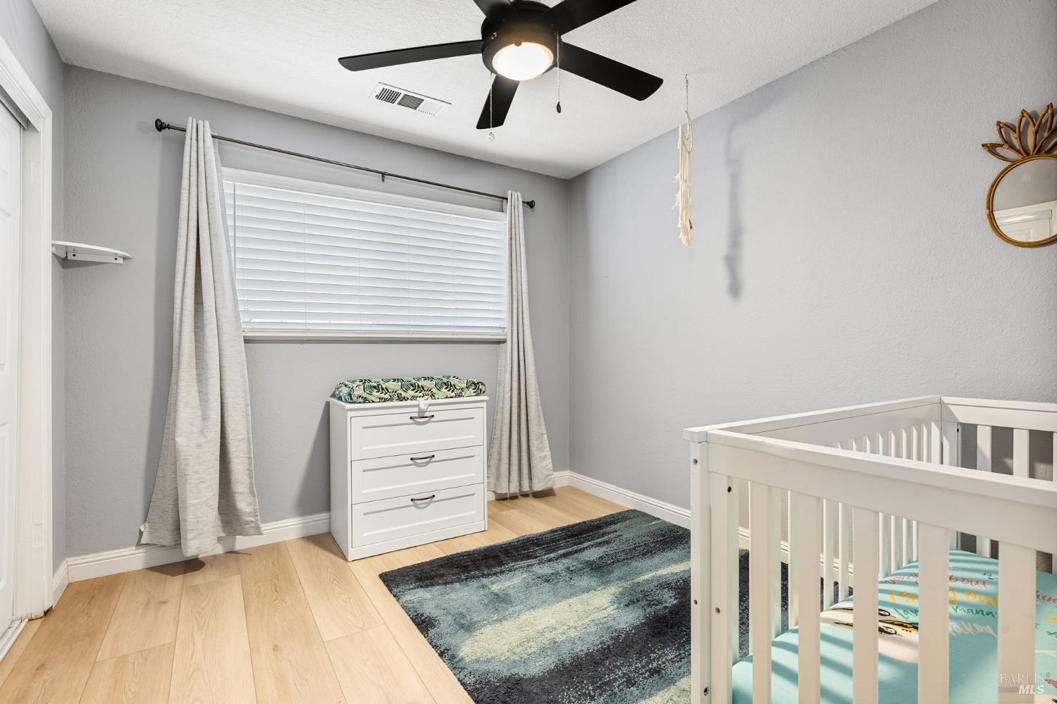 Detail Gallery Image 8 of 33 For 206 Arbor St, Vacaville,  CA 95688 - 2 Beds | 2 Baths