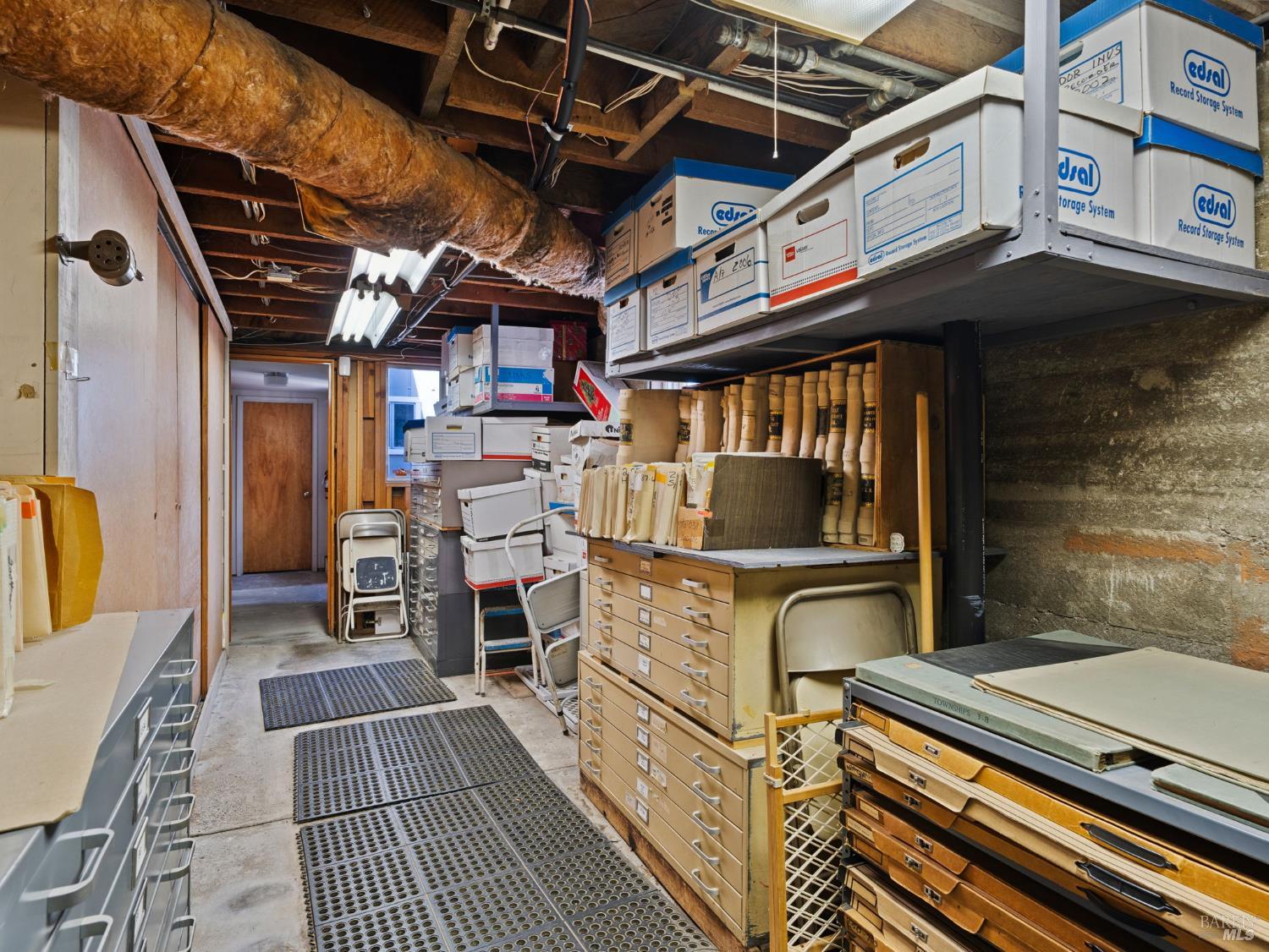 Detail Gallery Image 23 of 30 For 805 Healdsburg Ave, Healdsburg,  CA 95448 - – Beds | – Baths