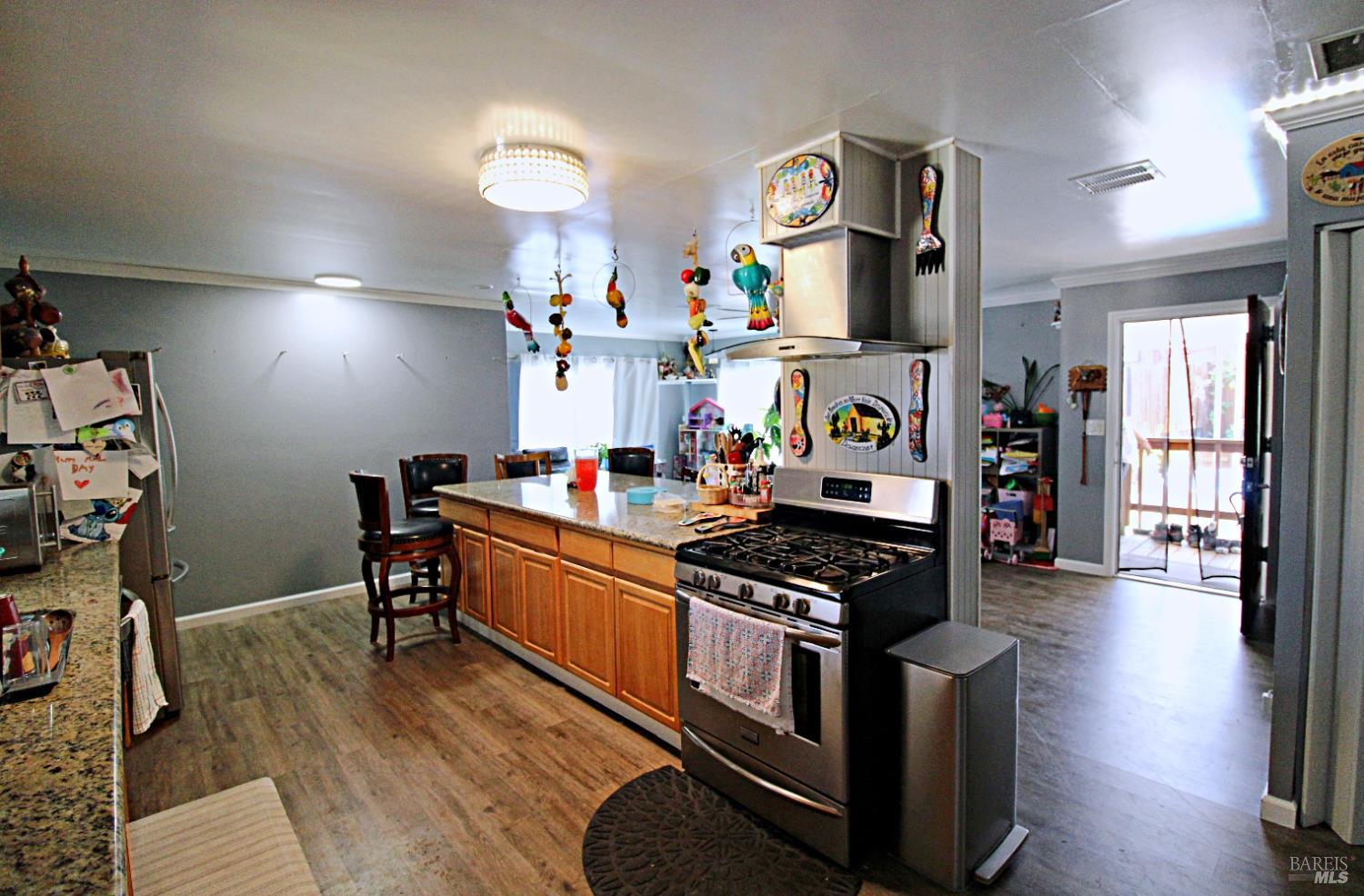 Detail Gallery Image 4 of 18 For 908 Santa Felipo Ct, Vallejo,  CA 94590 - 2 Beds | 2 Baths