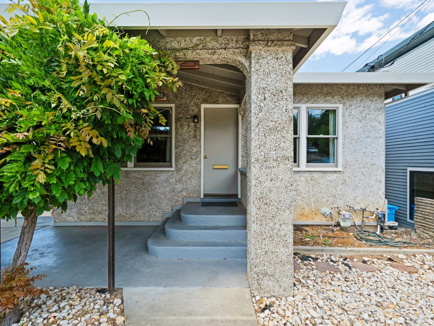 Detail Gallery Image 25 of 30 For 805 Healdsburg Ave, Healdsburg,  CA 95448 - – Beds | – Baths