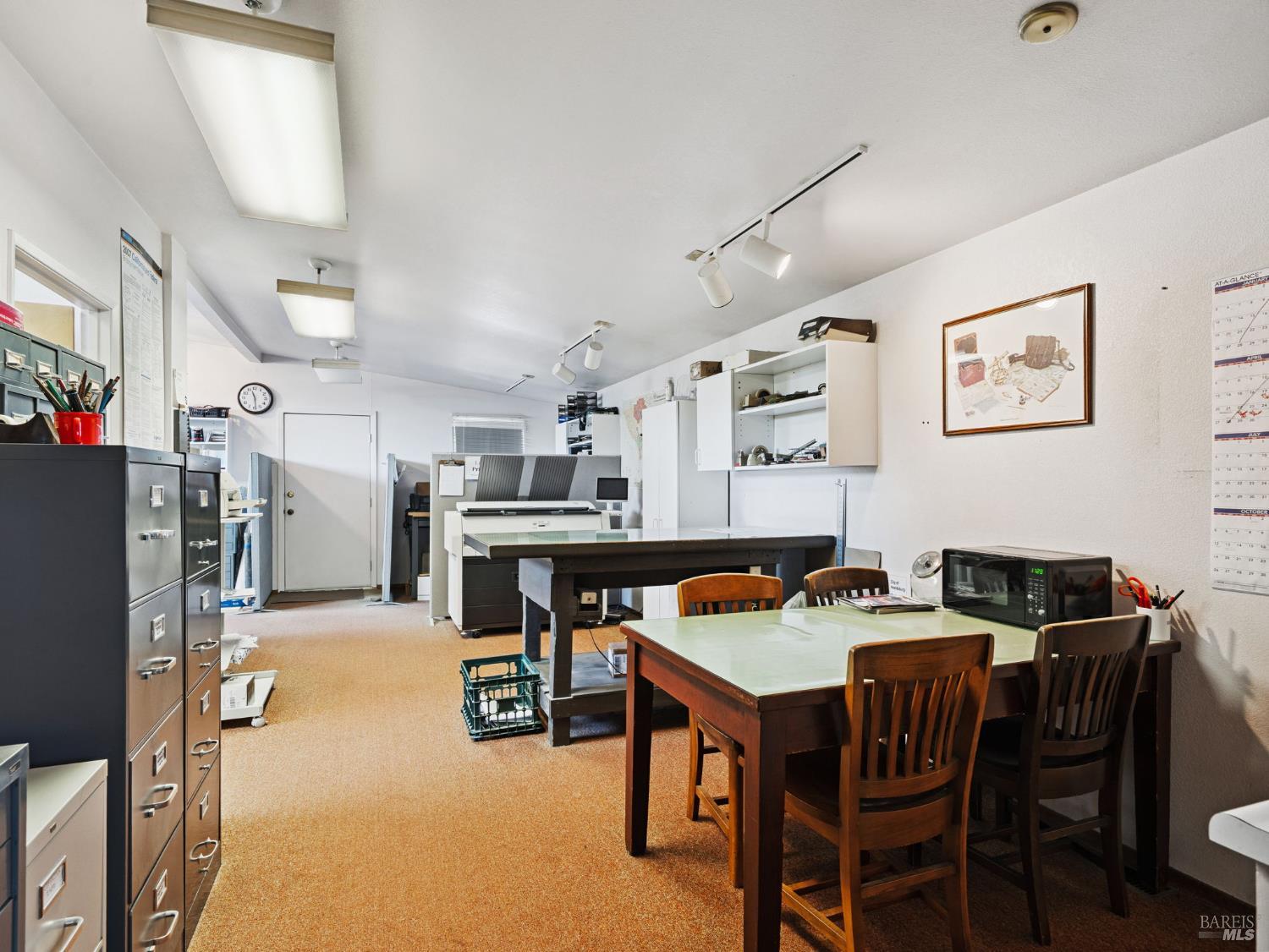Detail Gallery Image 13 of 30 For 805 Healdsburg Ave, Healdsburg,  CA 95448 - – Beds | – Baths