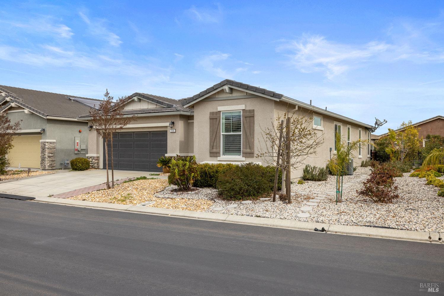 Detail Gallery Image 4 of 53 For 236 Shearwater Dr, Rio Vista,  CA 94571 - 2 Beds | 2 Baths