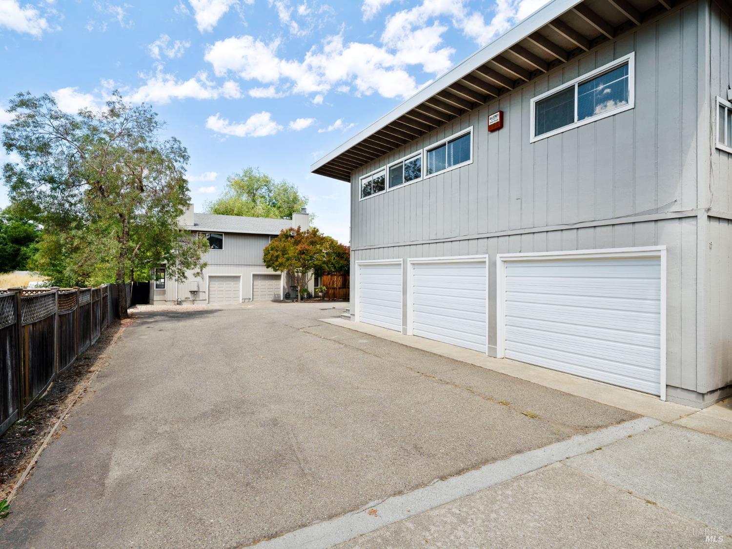 Detail Gallery Image 28 of 30 For 805 Healdsburg Ave, Healdsburg,  CA 95448 - – Beds | – Baths