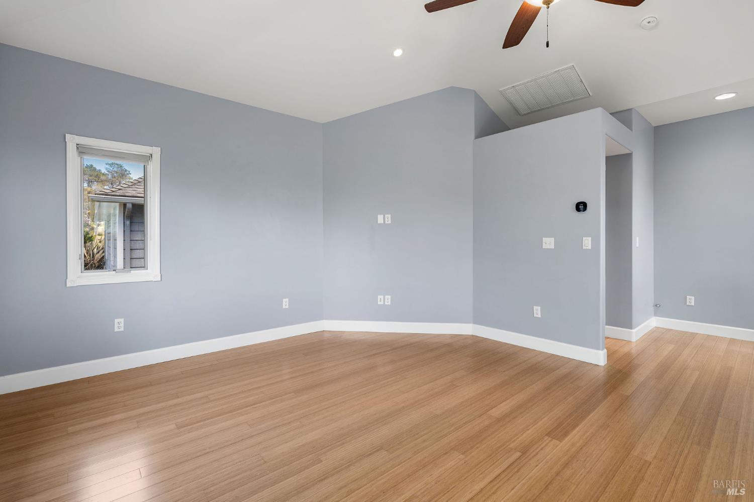 Detail Gallery Image 34 of 51 For 46740 Iversen Ln, Gualala,  CA 95445 - 1 Beds | 2 Baths