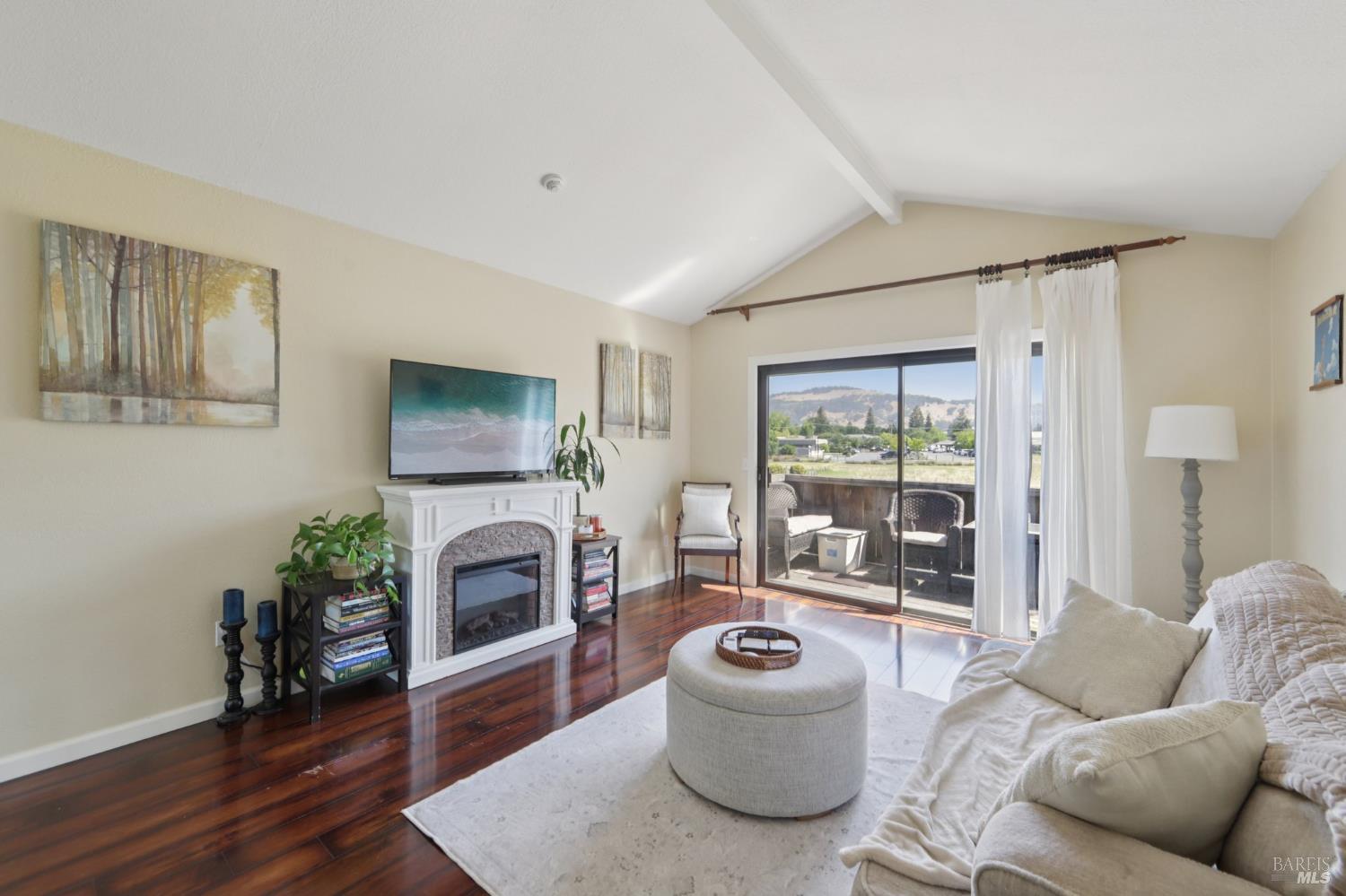Detail Gallery Image 6 of 40 For 775 Benicia Dr, Santa Rosa,  CA 95409 - – Beds | – Baths