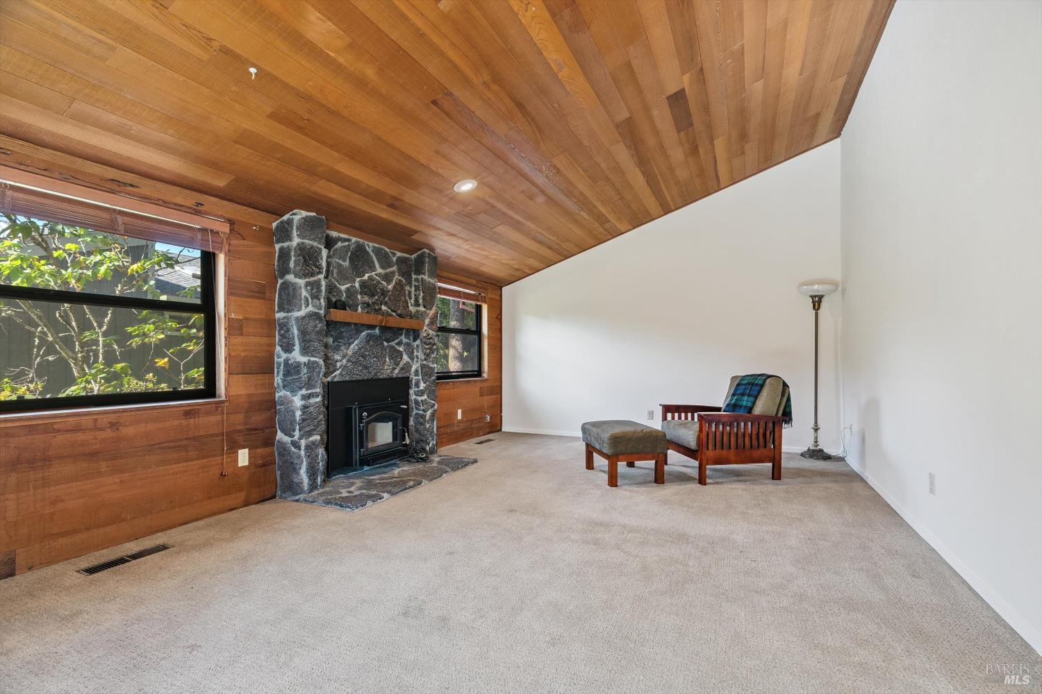 Detail Gallery Image 17 of 43 For 155 Kearney Ave, Sonoma,  CA 95476 - 3 Beds | 2 Baths