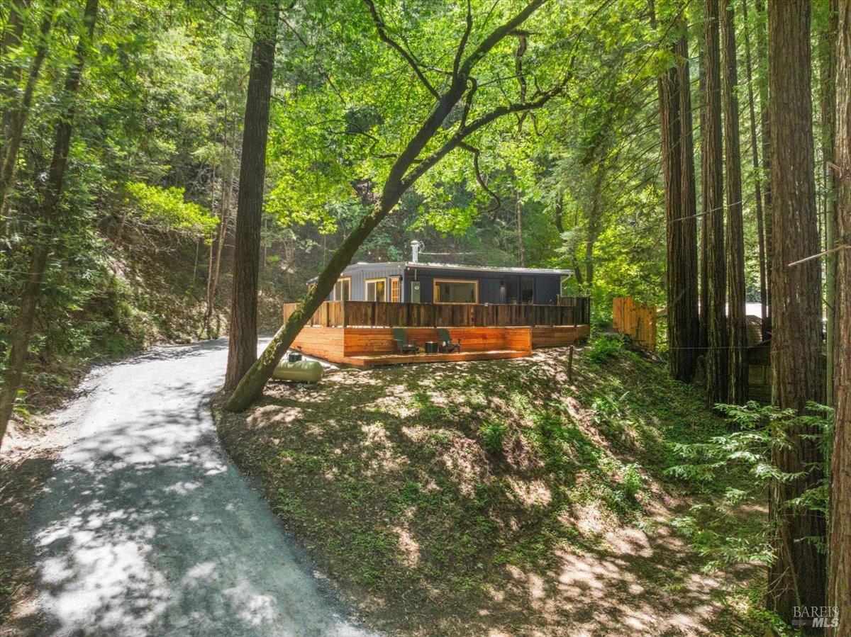 Detail Gallery Image 24 of 28 For 15980 E Austin Creek Rd, Cazadero,  CA 95421 - 2 Beds | 1 Baths