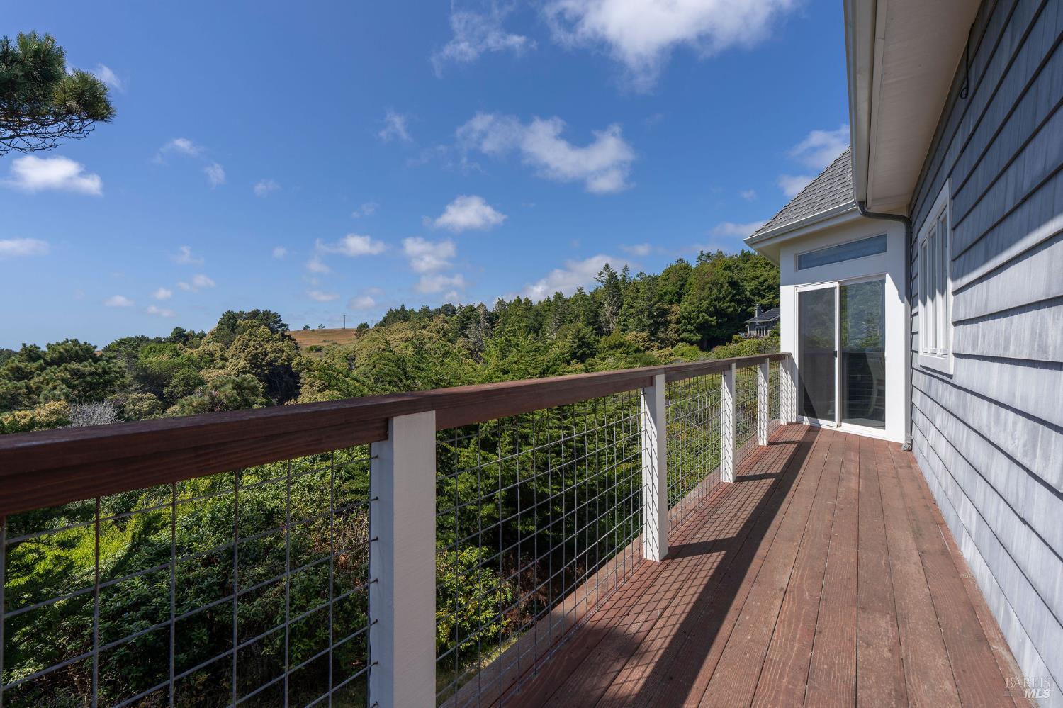 Detail Gallery Image 2 of 51 For 46740 Iversen Ln, Gualala,  CA 95445 - 1 Beds | 2 Baths