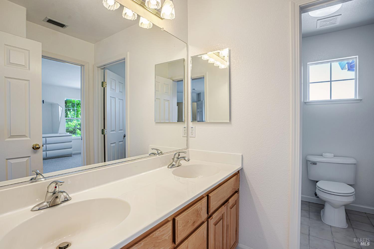 Detail Gallery Image 44 of 61 For 2856 Rebecca Dr, Fairfield,  CA 94533 - 4 Beds | 4 Baths