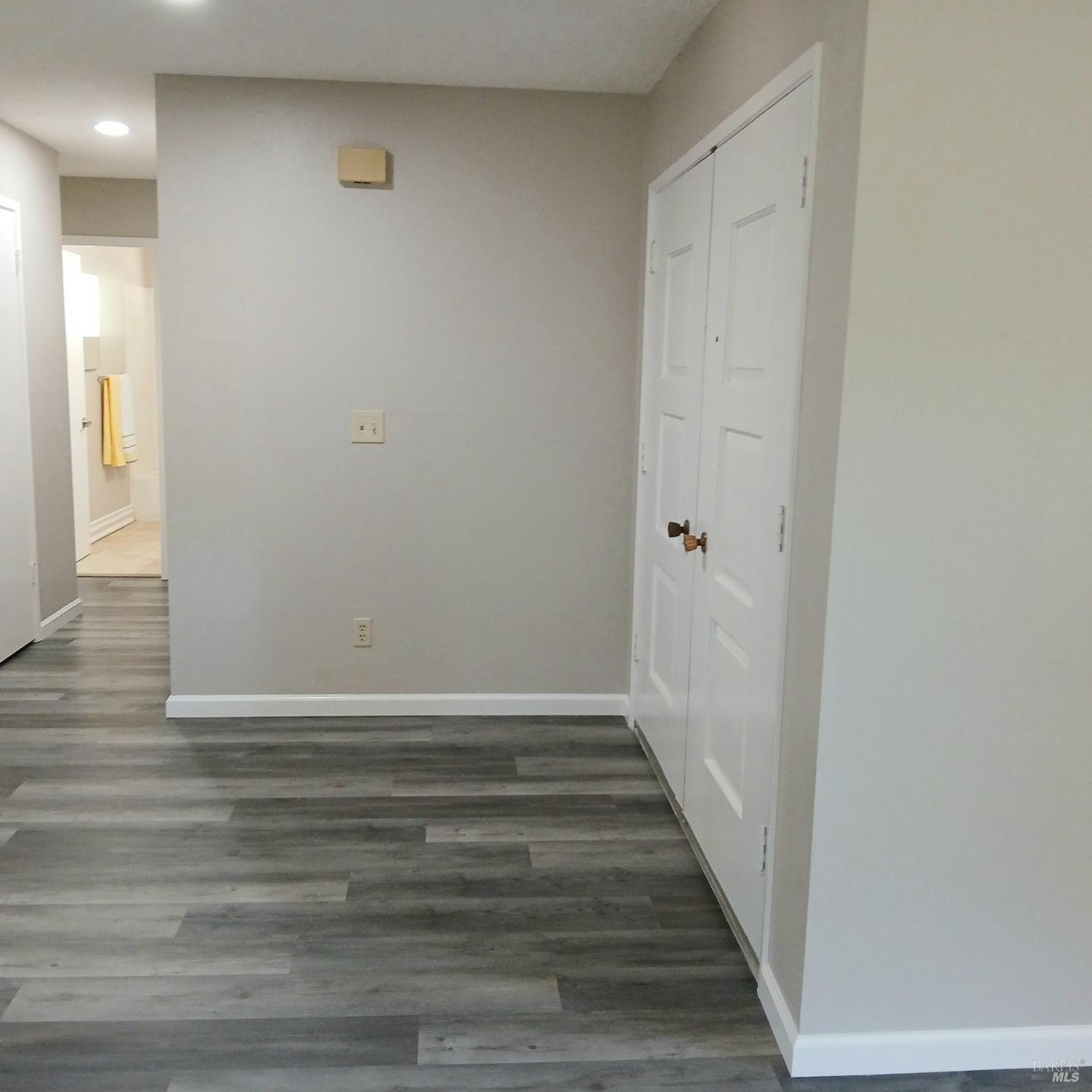 Detail Gallery Image 8 of 32 For 1103 Mitzi Dr, Calistoga,  CA 94515 - 3 Beds | 2 Baths