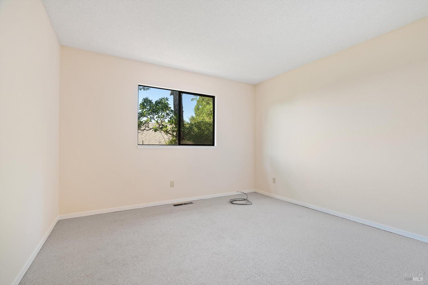 Detail Gallery Image 24 of 43 For 155 Kearney Ave, Sonoma,  CA 95476 - 3 Beds | 2 Baths