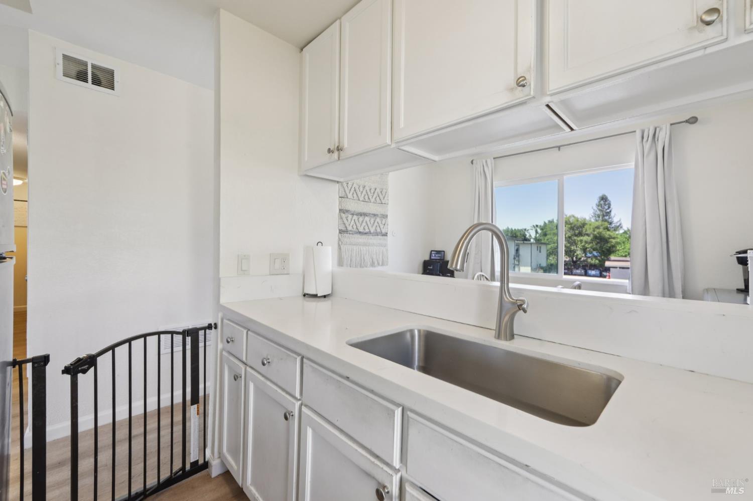 Detail Gallery Image 29 of 40 For 775 Benicia Dr, Santa Rosa,  CA 95409 - – Beds | – Baths