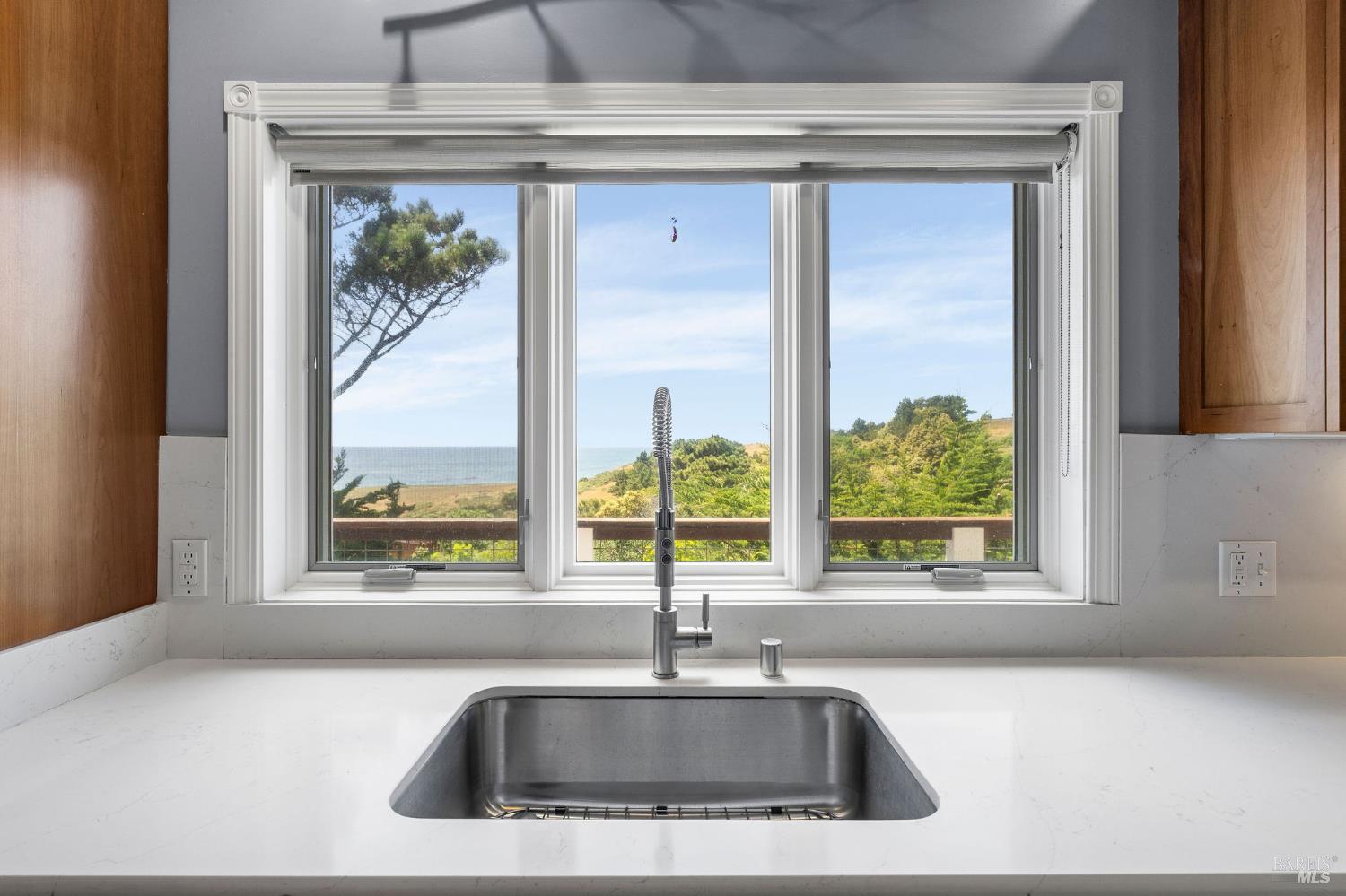 Detail Gallery Image 27 of 51 For 46740 Iversen Ln, Gualala,  CA 95445 - 1 Beds | 2 Baths