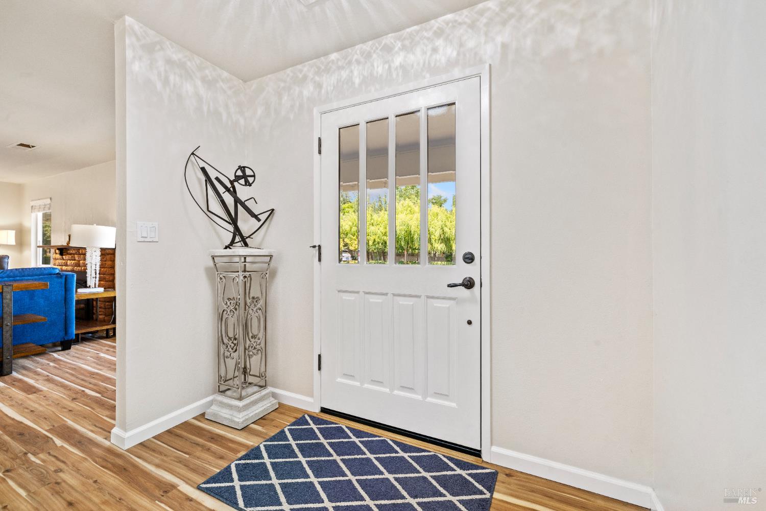 Detail Gallery Image 5 of 42 For 504 Deerfield Pl, Santa Rosa,  CA 95409 - 2 Beds | 2 Baths