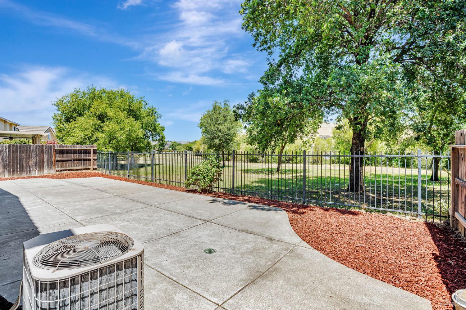Detail Gallery Image 49 of 61 For 2856 Rebecca Dr, Fairfield,  CA 94533 - 4 Beds | 4 Baths