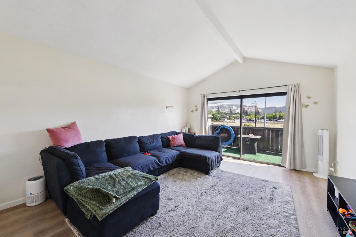 Detail Gallery Image 15 of 40 For 775 Benicia Dr, Santa Rosa,  CA 95409 - – Beds | – Baths