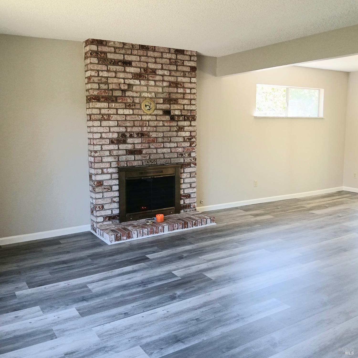 Detail Gallery Image 7 of 32 For 1103 Mitzi Dr, Calistoga,  CA 94515 - 3 Beds | 2 Baths