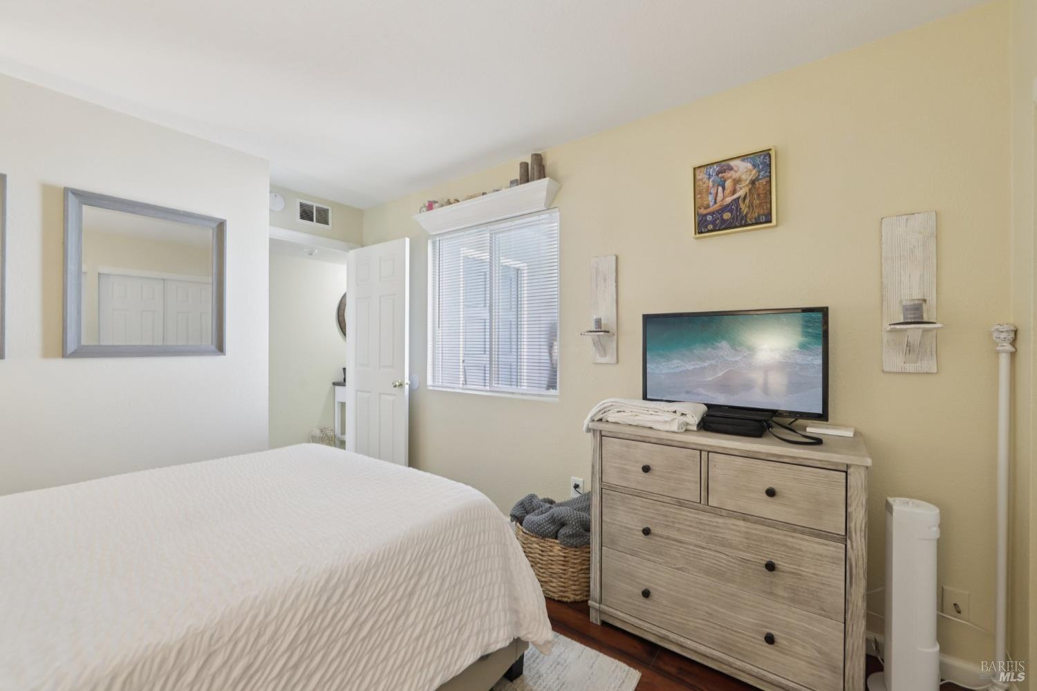 Detail Gallery Image 18 of 40 For 775 Benicia Dr, Santa Rosa,  CA 95409 - – Beds | – Baths