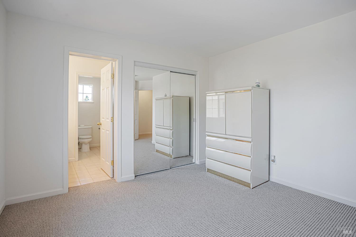 Detail Gallery Image 31 of 61 For 2856 Rebecca Dr, Fairfield,  CA 94533 - 4 Beds | 4 Baths