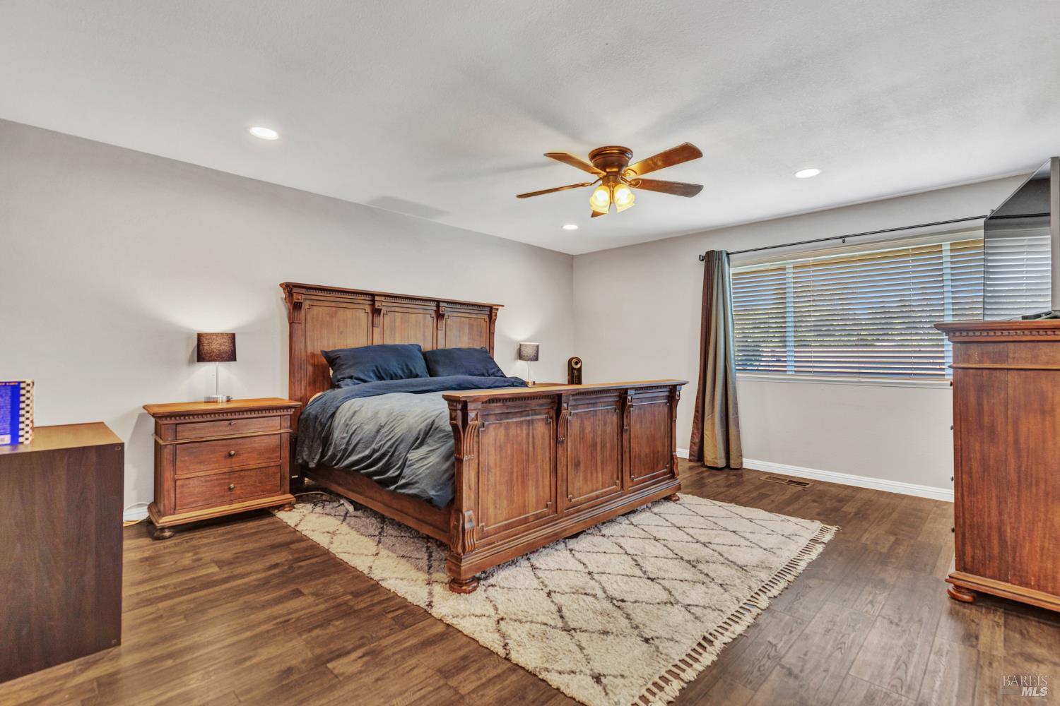 Detail Gallery Image 38 of 42 For 179 N Alamo Dr, Vacaville,  CA 95688 - 3 Beds | 2/1 Baths