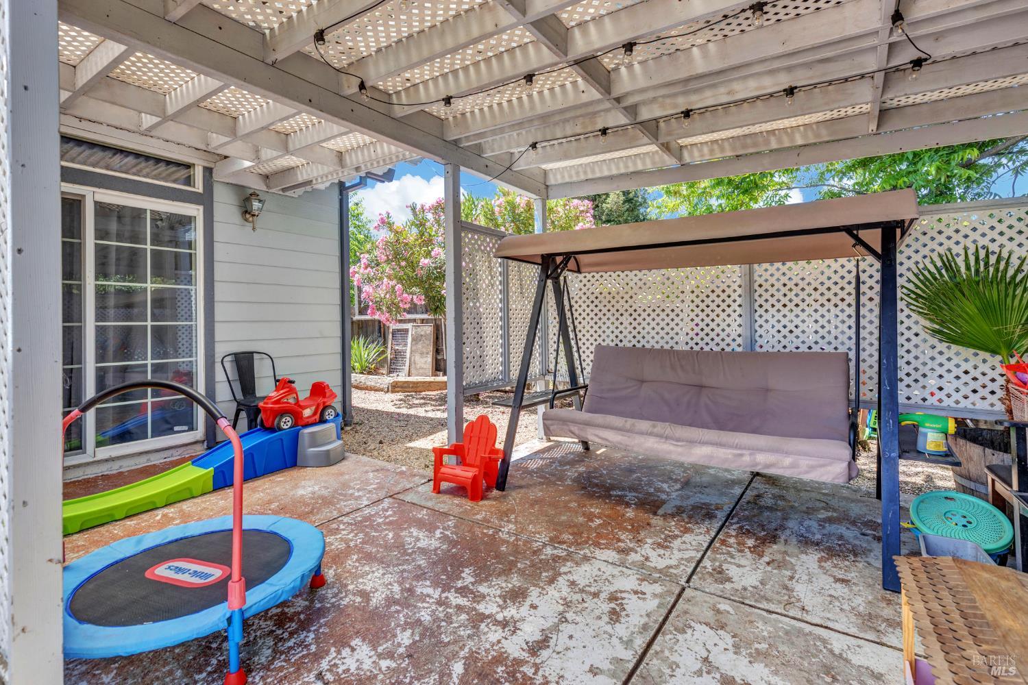 Detail Gallery Image 29 of 31 For 2720 Laurel St, Napa,  CA 94558 - – Beds | – Baths