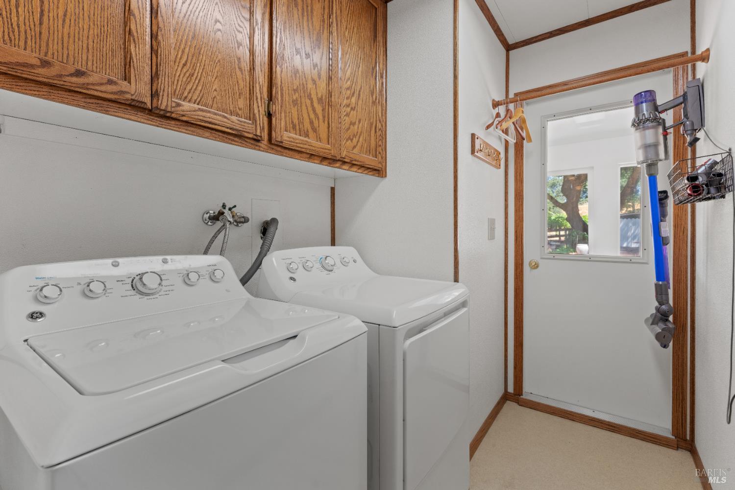 Detail Gallery Image 16 of 53 For 2650 Old River Rd, Ukiah,  CA 95482 - 2 Beds | 2 Baths