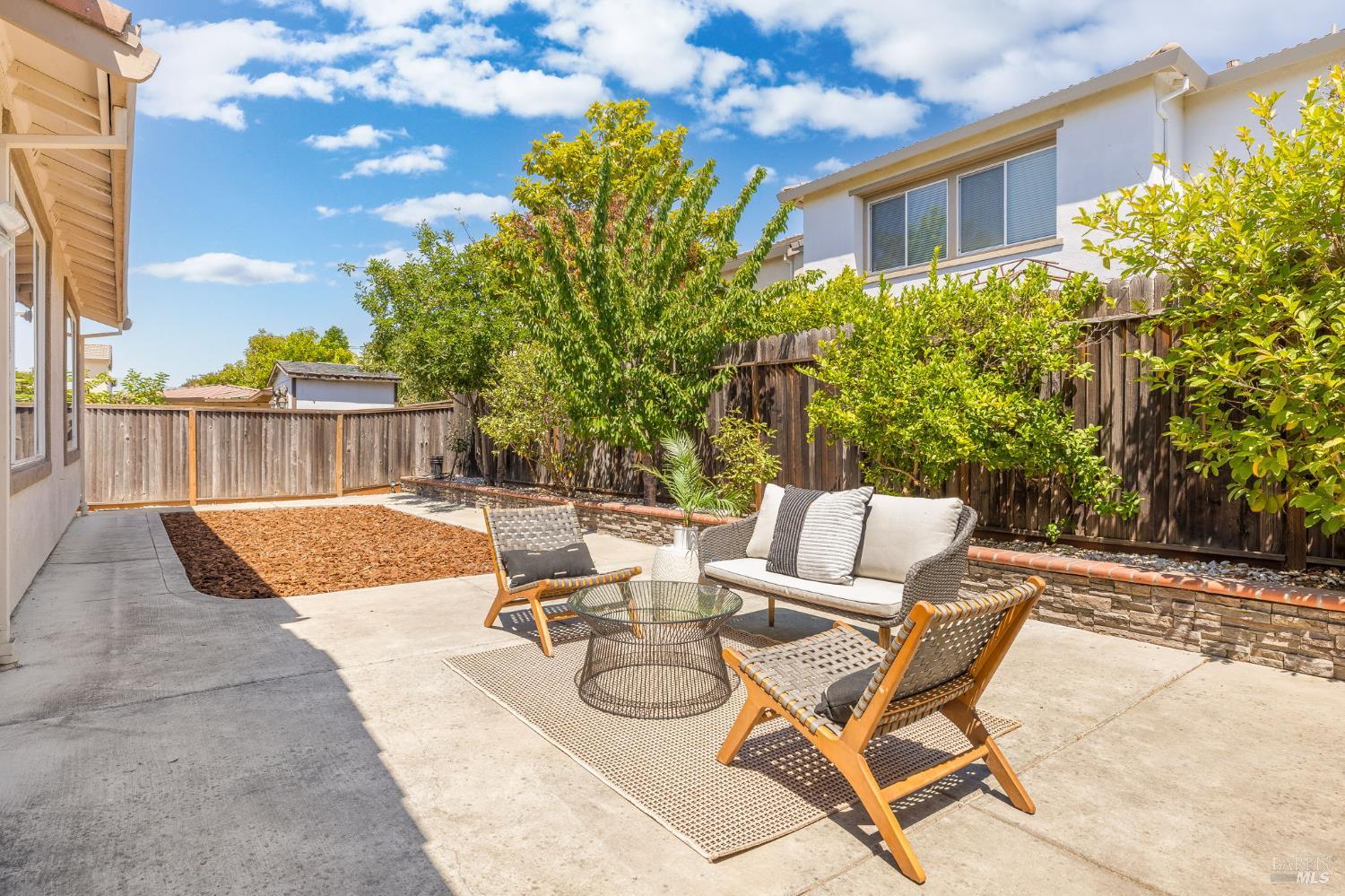 Detail Gallery Image 27 of 39 For 146 Hearthstone Dr, American Canyon,  CA 94503 - 3 Beds | 2 Baths