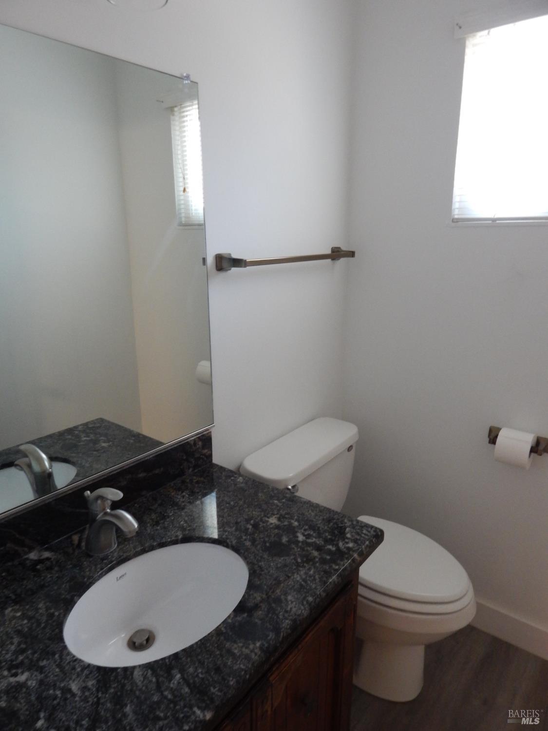 Detail Gallery Image 37 of 59 For 400 Seville Pl, Vacaville,  CA 95688 - 4 Beds | 2/1 Baths