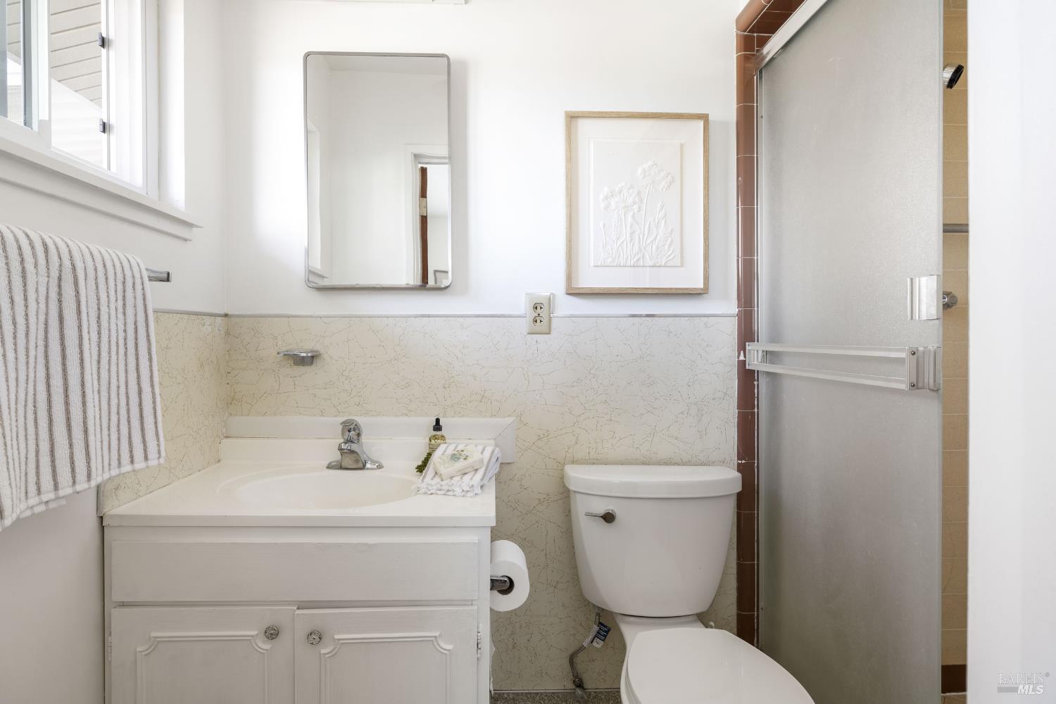 Detail Gallery Image 19 of 40 For 8455 Brand Ln, Penngrove,  CA 94951 - 3 Beds | 2 Baths