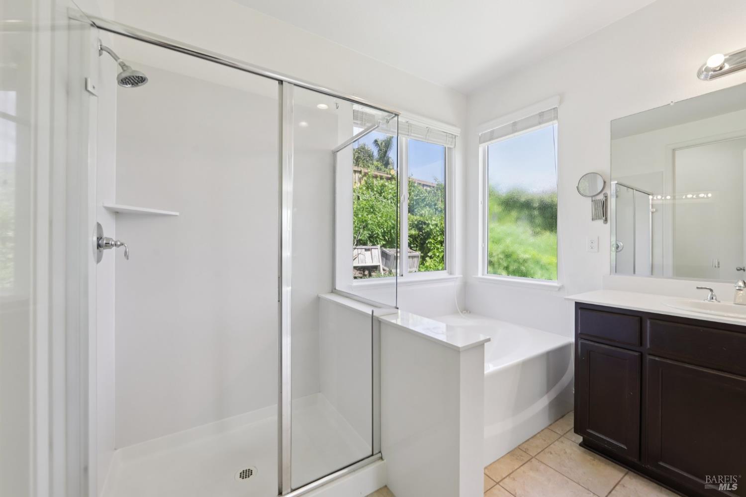 Detail Gallery Image 28 of 48 For 1864 Boardsman Way, Fairfield,  CA 94533 - 4 Beds | 2/1 Baths