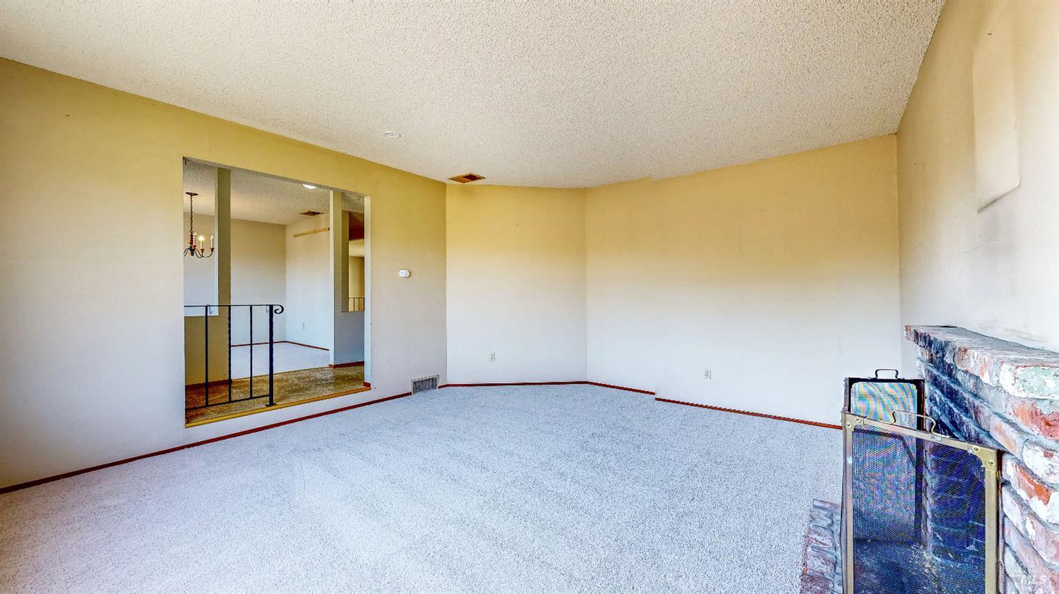 Detail Gallery Image 9 of 50 For 626 Ely Blvd, Petaluma,  CA 94954 - 3 Beds | 2 Baths