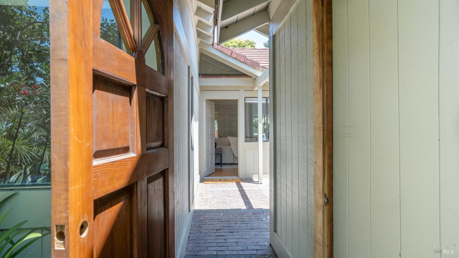 Detail Gallery Image 5 of 34 For 467 San Marin Dr, Novato,  CA 94945 - 2 Beds | 1 Baths