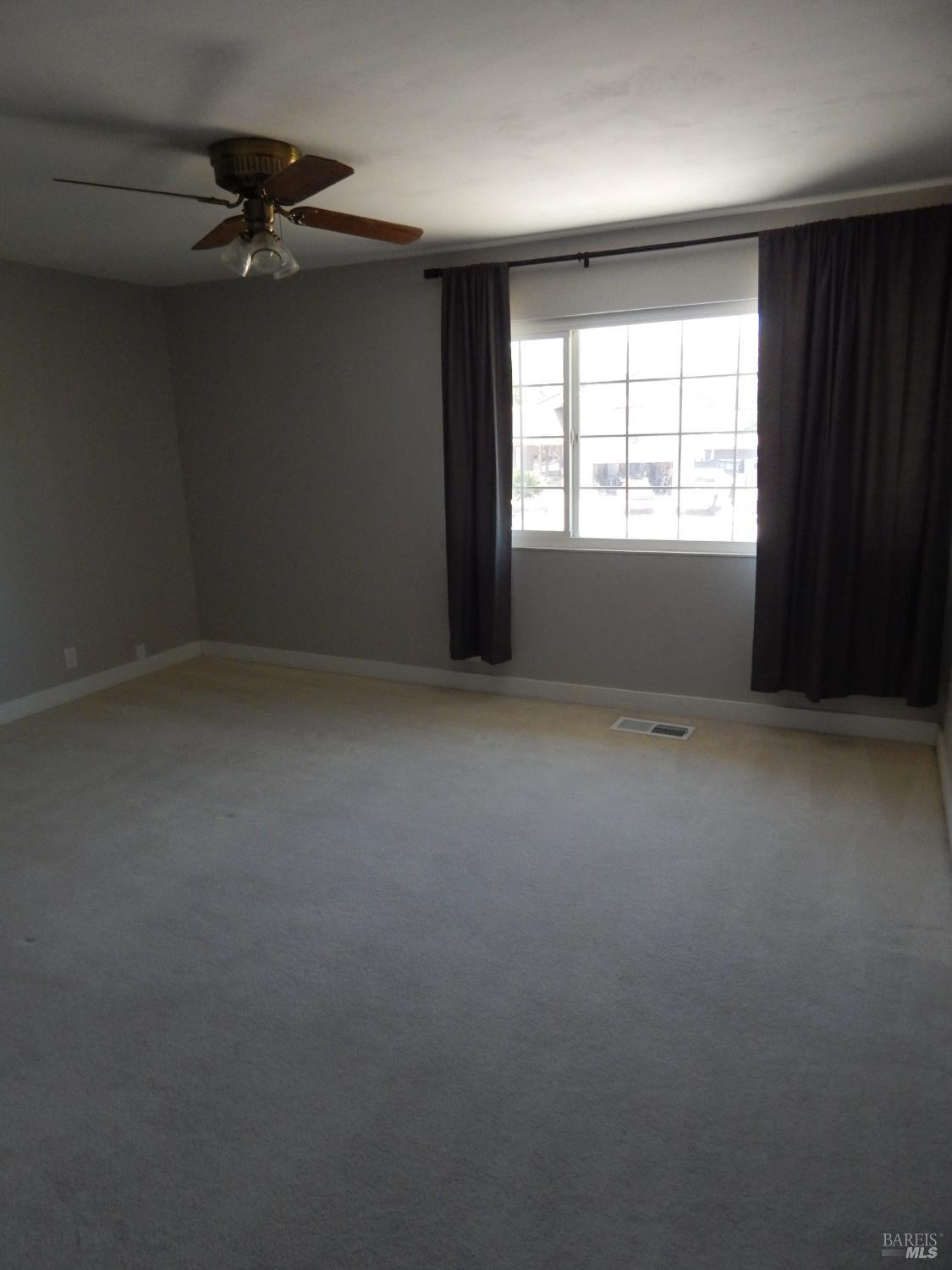 Detail Gallery Image 52 of 59 For 400 Seville Pl, Vacaville,  CA 95688 - 4 Beds | 2/1 Baths