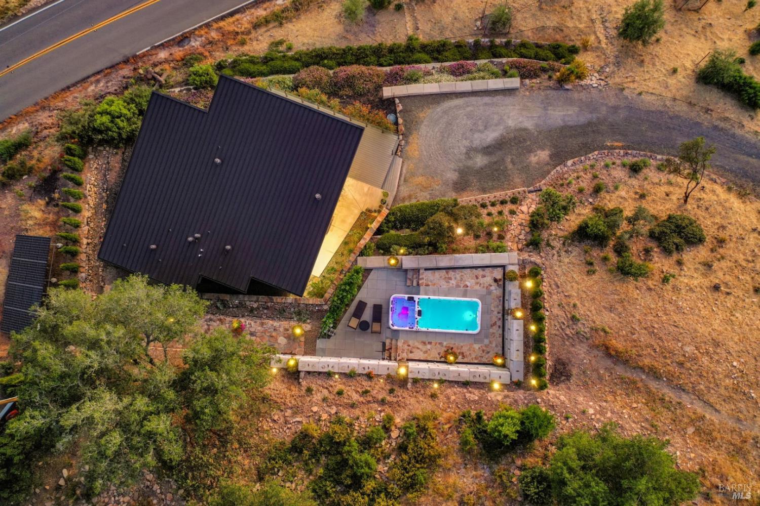 Detail Gallery Image 28 of 35 For 2205 Trinity Rd, Glen Ellen,  CA 95442 - 2 Beds | 2/2 Baths