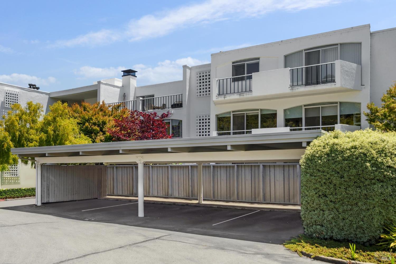 Detail Gallery Image 16 of 20 For 4331 Shelter Bay Ave, Mill Valley,  CA 94941 - 2 Beds | 2 Baths