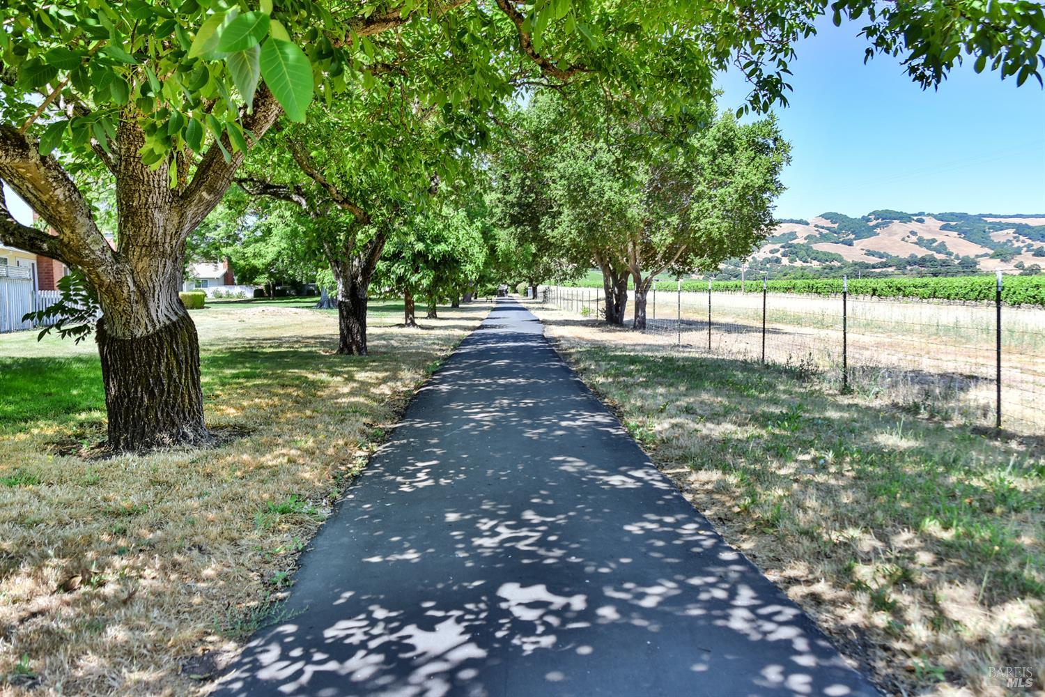 Detail Gallery Image 8 of 22 For 79 Temelec Cir, Sonoma,  CA 95476 - 2 Beds | 2 Baths