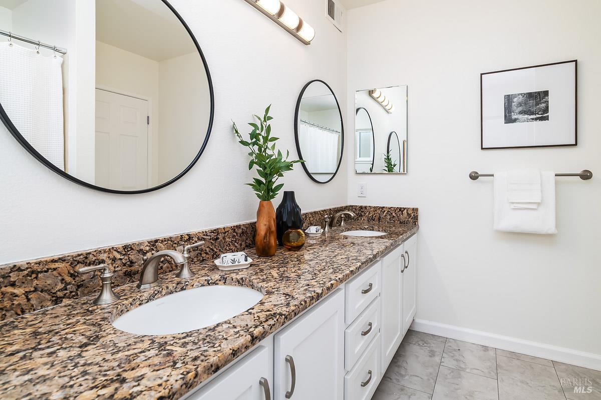 Detail Gallery Image 18 of 29 For 1473 Capri Ave, Petaluma,  CA 94954 - 3 Beds | 2 Baths