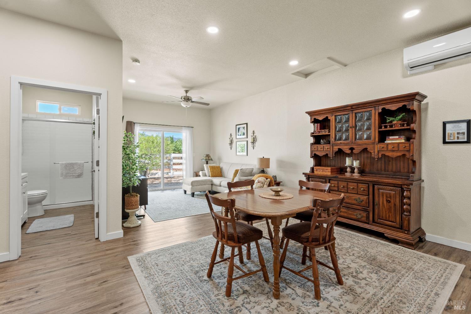 Detail Gallery Image 22 of 53 For 2650 Old River Rd, Ukiah,  CA 95482 - 2 Beds | 2 Baths