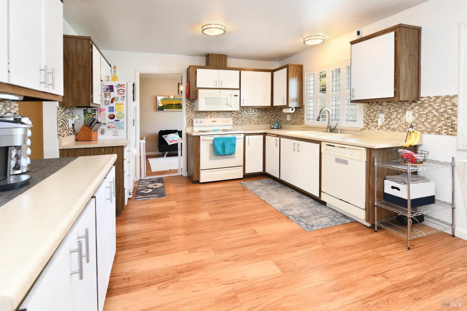 Detail Gallery Image 9 of 44 For 2098 Strauss Dr, Fairfield,  CA 94533 - 4 Beds | 2/1 Baths