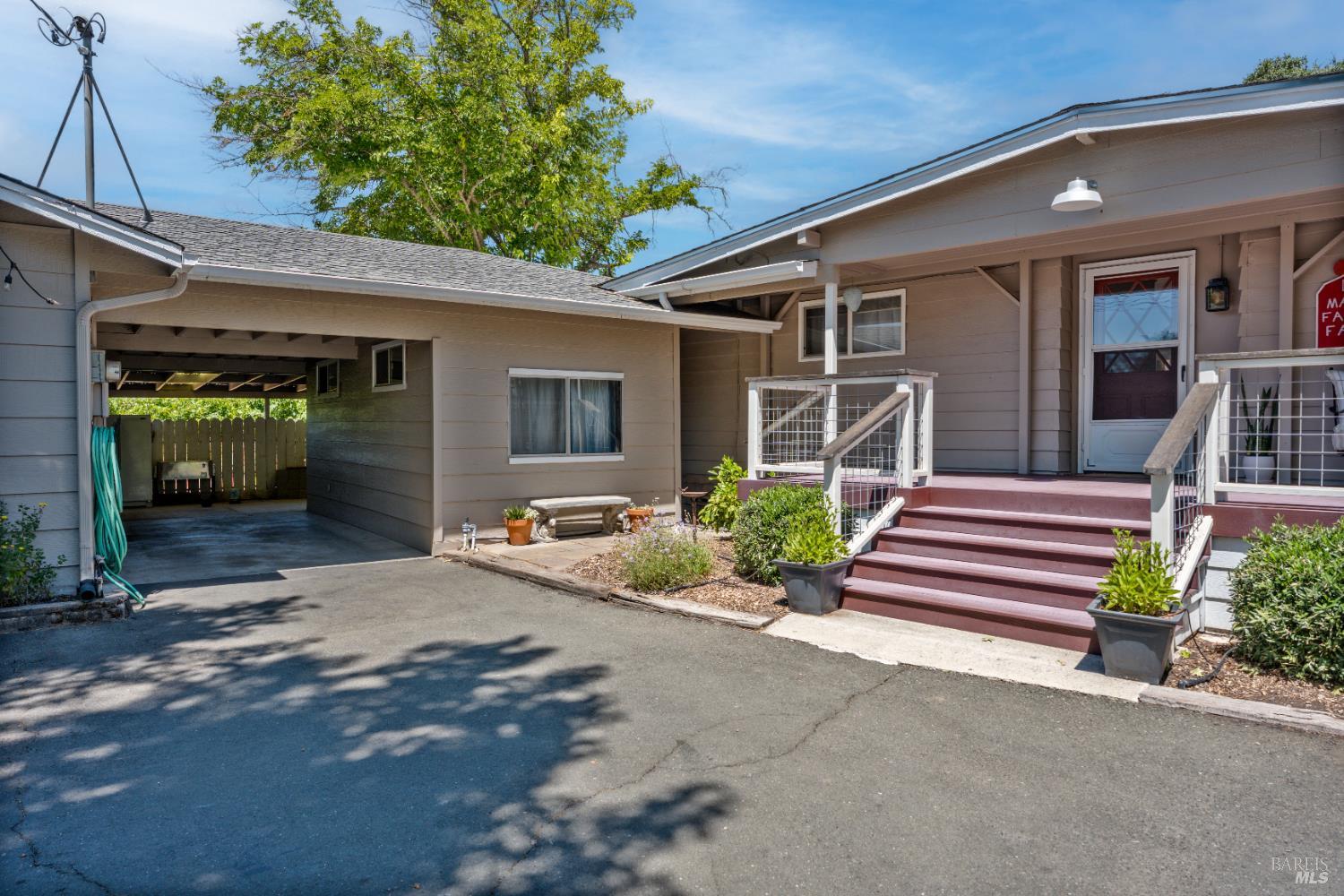 Detail Gallery Image 34 of 53 For 2650 Old River Rd, Ukiah,  CA 95482 - 2 Beds | 2 Baths