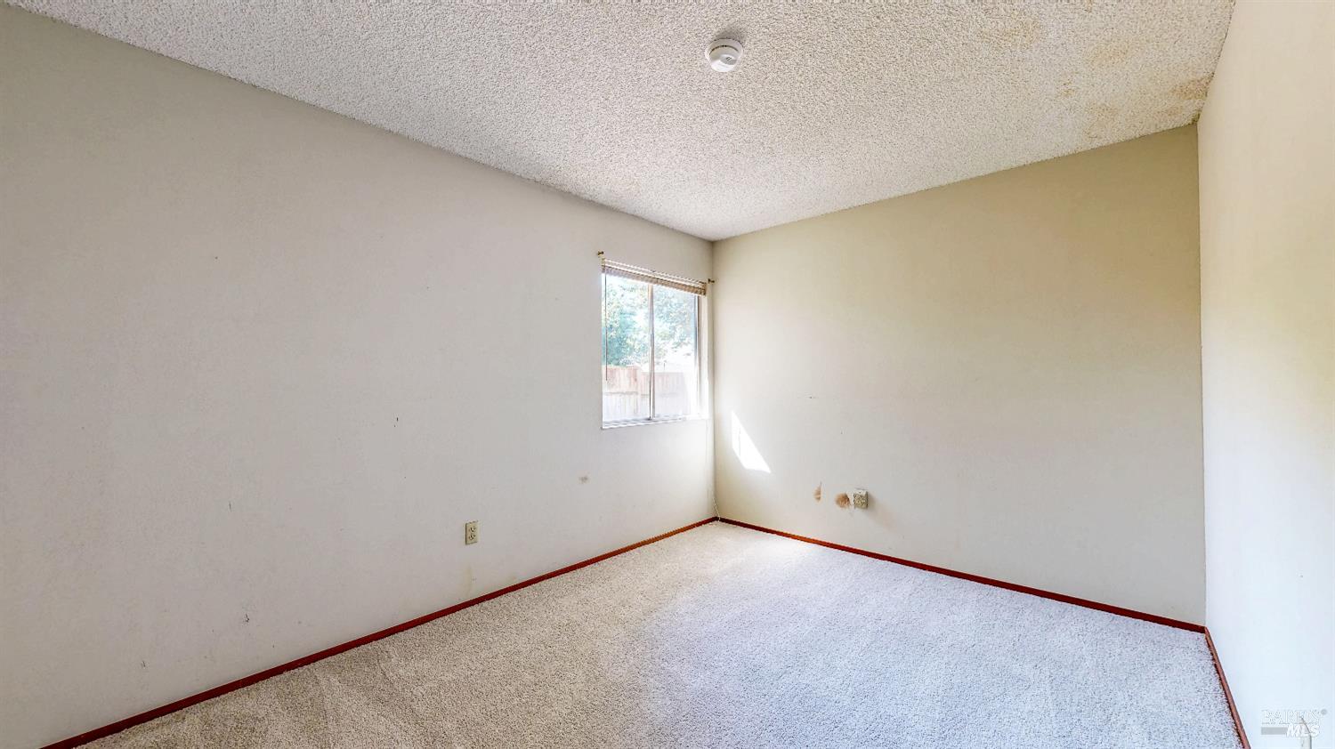 Detail Gallery Image 30 of 50 For 626 Ely Blvd, Petaluma,  CA 94954 - 3 Beds | 2 Baths
