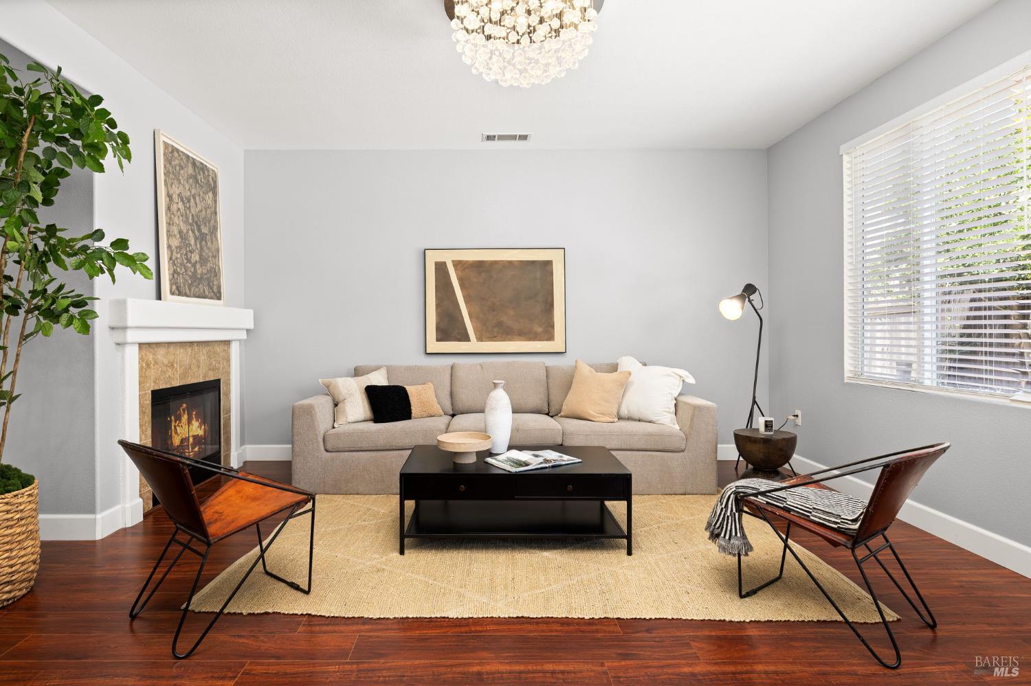 Detail Gallery Image 14 of 39 For 146 Hearthstone Dr, American Canyon,  CA 94503 - 3 Beds | 2 Baths