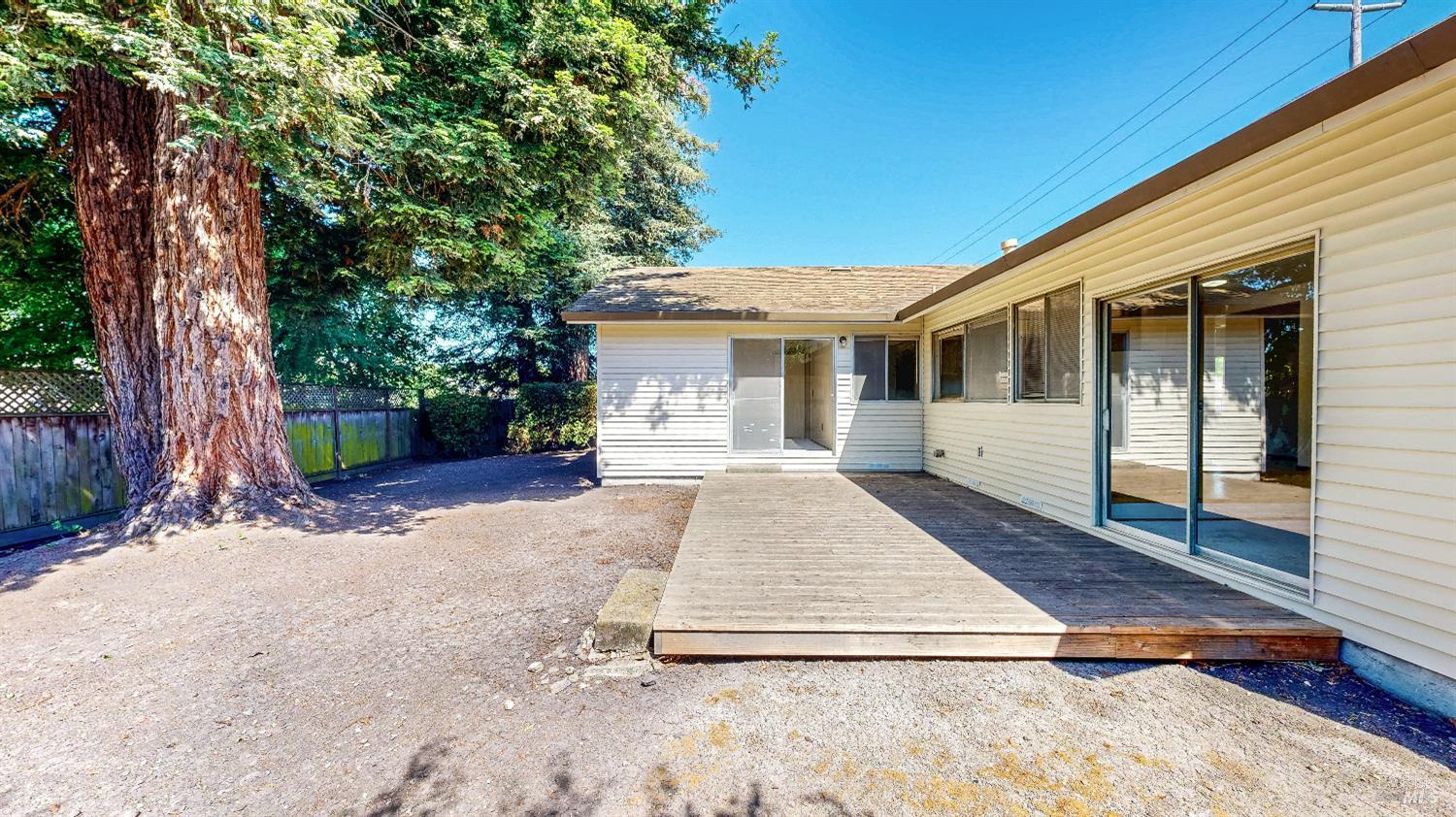Detail Gallery Image 38 of 50 For 626 Ely Blvd, Petaluma,  CA 94954 - 3 Beds | 2 Baths